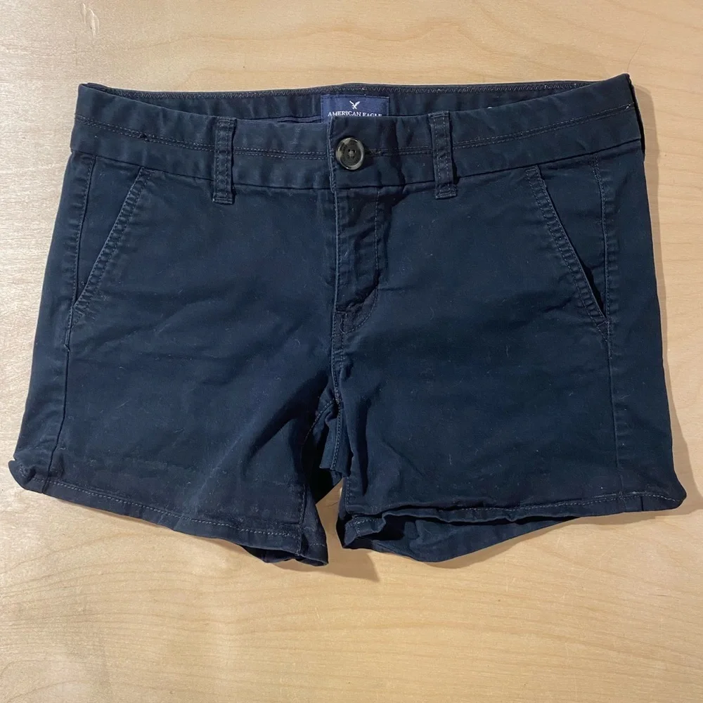American Eagle Outfitters Black Women's Shorts 4 (OQ)